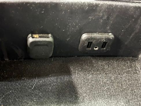 Used 2018 Chevrolet Silverado 1500 LT w/ All Star Edition AWD/4WD image 26