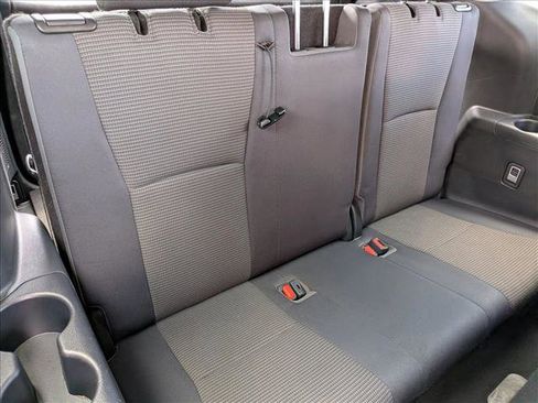 Used 2023 Toyota Highlander L FWD image 19