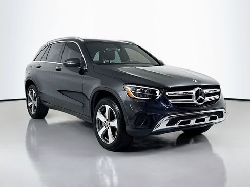 Used 2020 Mercedes-Benz GLC 300 image 3