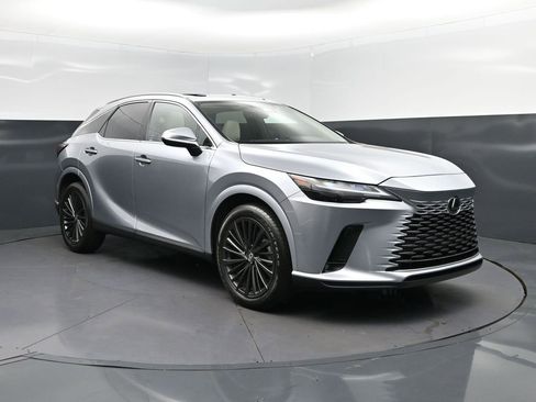 Used 2024 Lexus RX 350 Premium w/ Cold Area Package FWD image 9