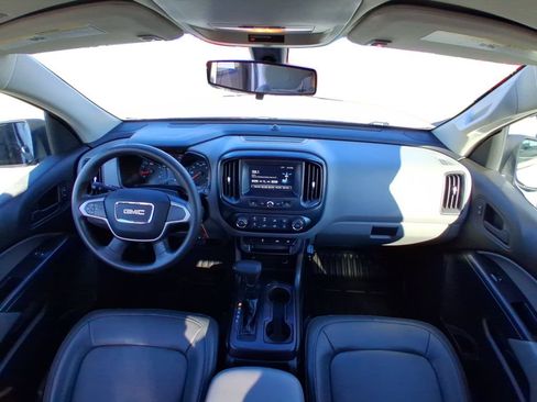 Used 2018 GMC Canyon 4x4 Extended Cab w/ Convenience Package image 13