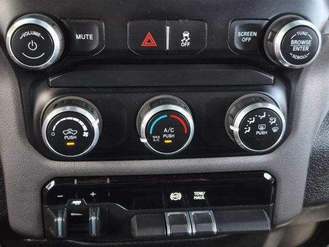 Used 2022 RAM 2500 Big Horn AWD/4WD image 22