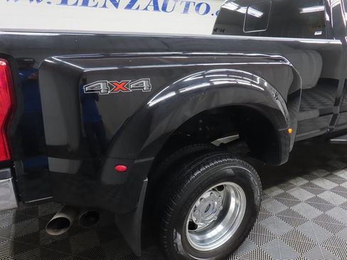 Used 2019 Ford F350 Lariat image 32