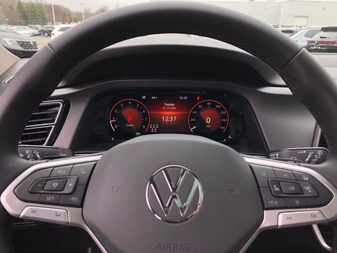 New 2026 Volkswagen Atlas Peak Edition image 20