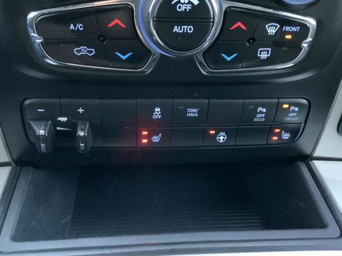 Used 2017 RAM 1500 Big Horn image 44