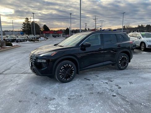 New 2026 Nissan Rogue Dark Armor image 3