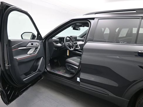 New 2026 Ford Explorer ST AWD/4WD image 8