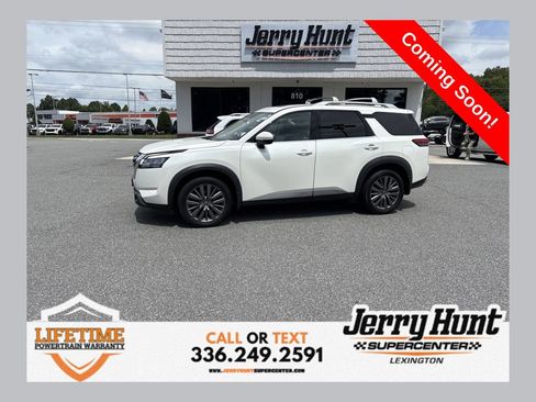 Used 2023 Nissan Pathfinder SL w/ SL Premium Package AWD/4WD image 1