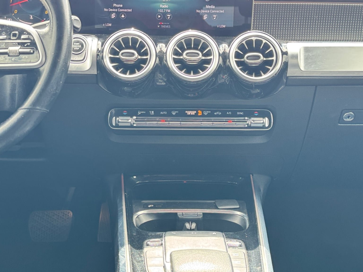 Used 2021 Mercedes-Benz GLB 250 w/ Premium Package image 15