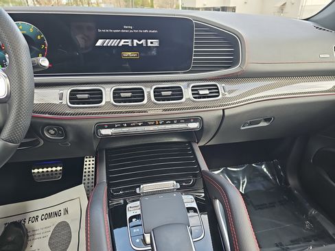 Certified 2023 Mercedes-Benz GLE 53 AMG 4MATIC image 21