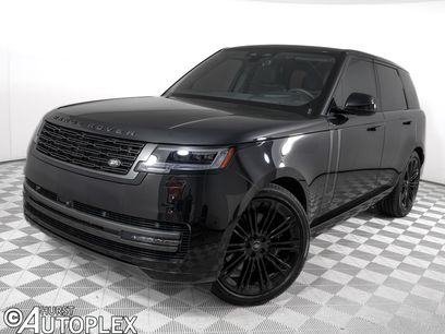 Used 2025 Land Rover Range Rover SE