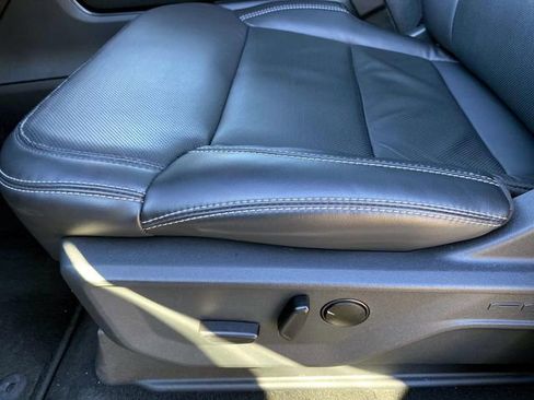 Used 2025 Ford Expedition Platinum w/ Stealth Appearance Package image 22