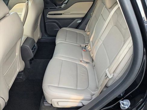 Used 2023 Lincoln Corsair Reserve image 22