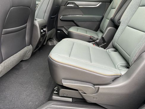 New 2026 GMC Acadia AT4 w/ Super Cruise Package image 32