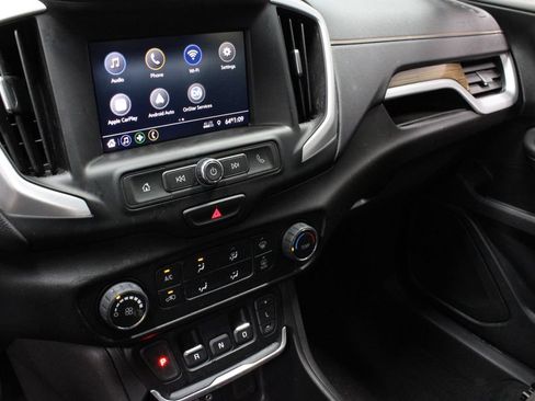 Used 2020 GMC Terrain SLE w/ Elevation Edition FWD image 30