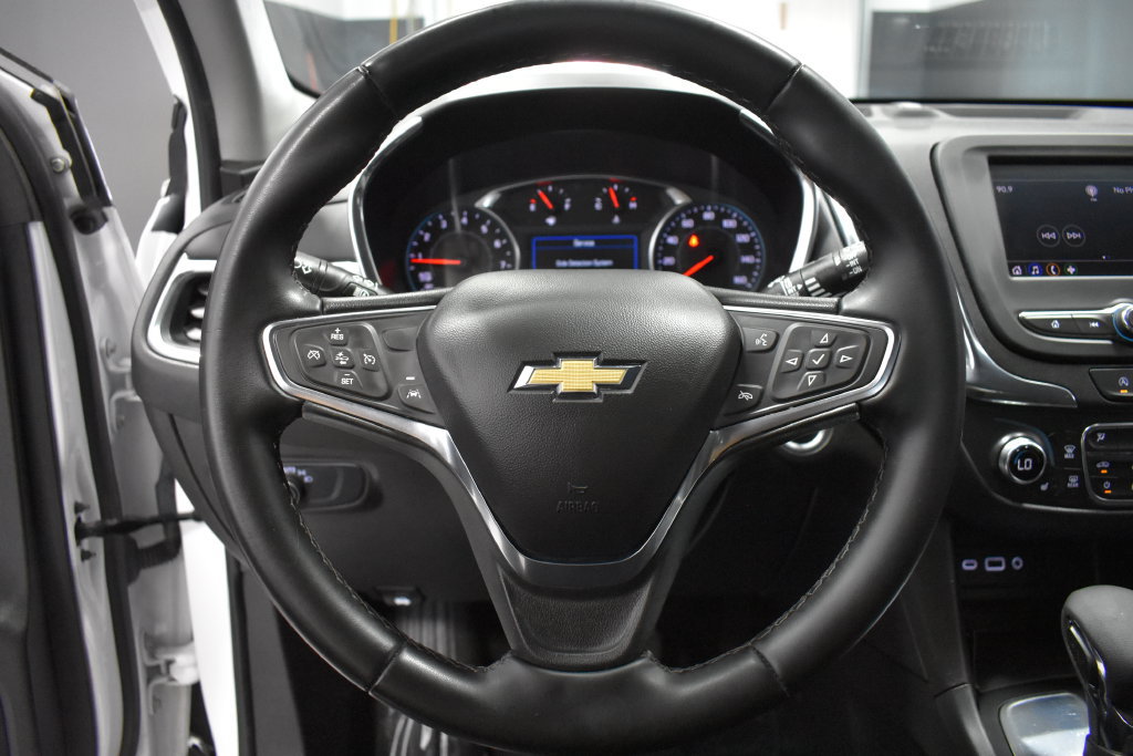 Used 2024 Chevrolet Equinox LT FWD image 24