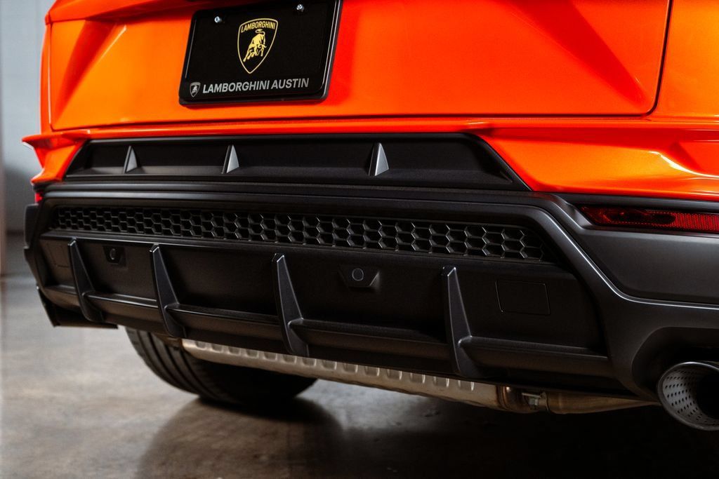 Used 2024 Lamborghini Urus S AWD/4WD image 48