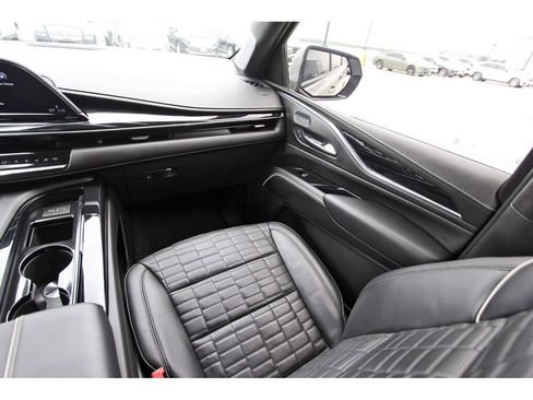 Certified 2024 Cadillac Escalade ESV V w/ LPO, Floor Liner Package AWD/4WD image 10
