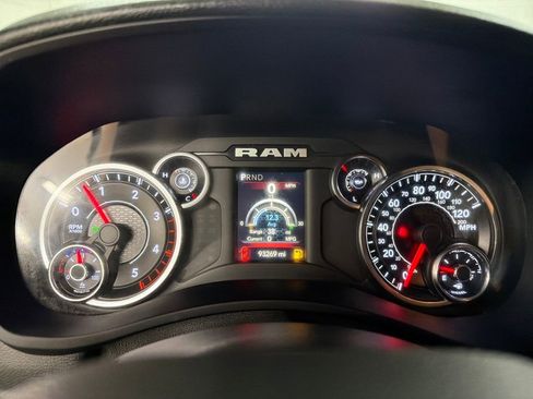 Used 2022 RAM 2500 Big Horn image 23