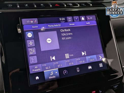 Used 2025 Jeep Grand Cherokee Altitude AWD/4WD image 13