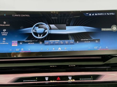 New 2026 BMW i5 eDrive40 w/ Executive Package RWD image 16