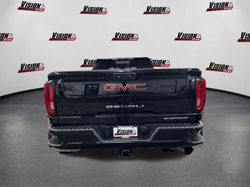 Used 2022 GMC Sierra 3500 Denali image 6