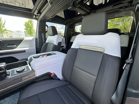 New 2025 GMC Hummer EV 2X image 20