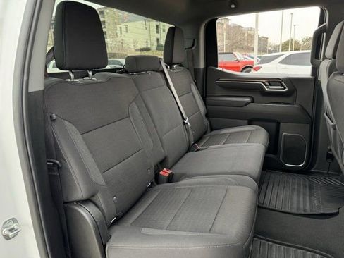 Used 2025 Chevrolet Silverado 1500 LT image 29