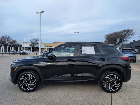 Used 2024 Chevrolet TrailBlazer RS image 3