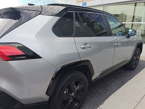 Used 2021 Toyota RAV4 XSE image 9