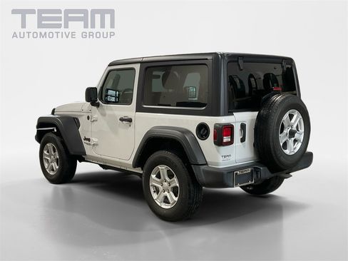 Used 2021 Jeep Wrangler Sport S image 5