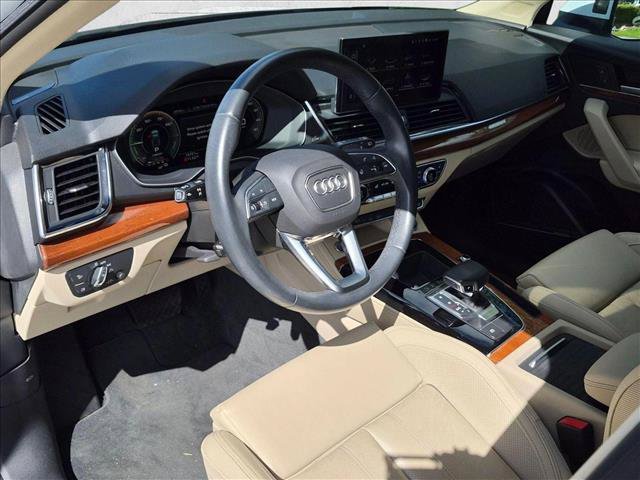Used 2021 Audi Q5 e Premium Plus AWD/4WD image 9