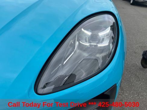 Used 2021 Porsche Macan S AWD/4WD image 14