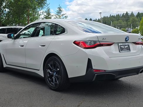 Used 2023 BMW i4 eDrive40 w/ Premium Package RWD image 6