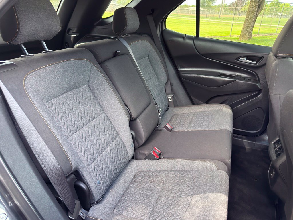 Used 2023 Chevrolet Equinox LT FWD image 33