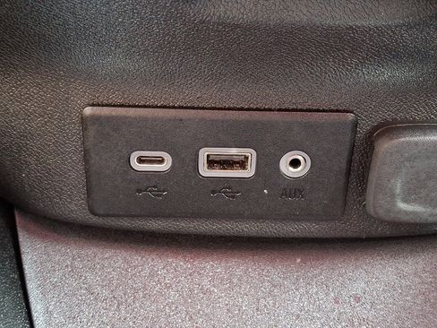 Used 2024 Chevrolet Malibu LT FWD image 24