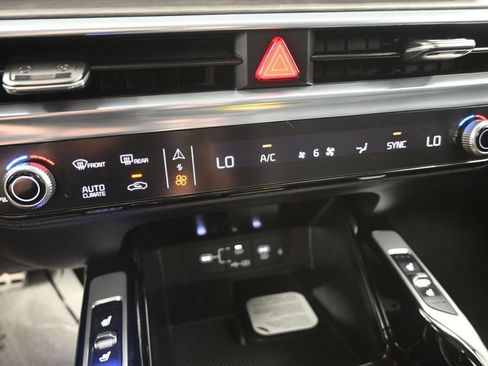 Certified 2026 Kia Sorento SX AWD/4WD image 21