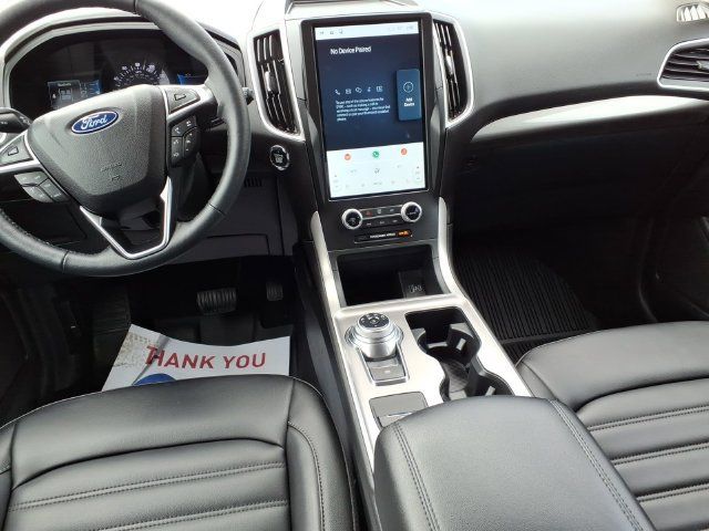 Certified 2024 Ford Edge SEL w/ Convenience Package AWD/4WD image 10