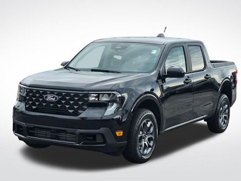 New 2026 Ford Maverick XLT w/ XLT Luxury Package image 2