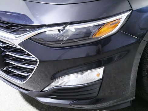 Used 2025 Chevrolet Malibu LT image 16