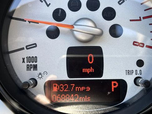 Used 2013 MINI Cooper Convertible FWD image 22