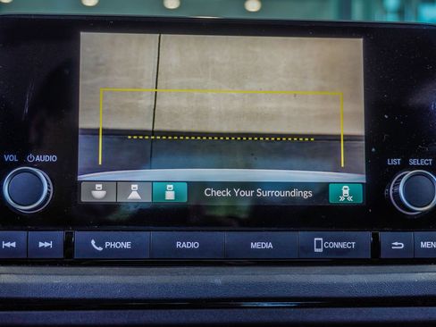 Used 2023 Honda Accord EX image 30
