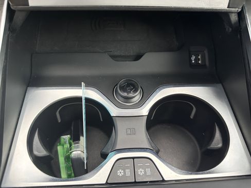 Used 2022 BMW X7 xDrive40i w/ Executive Package image 31