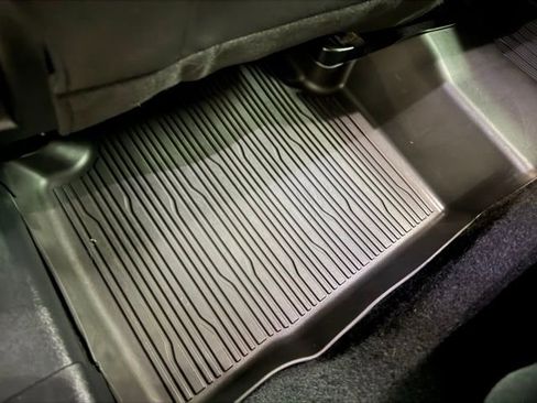 Used 2021 Ford Escape SE w/ Convenience Package image 20