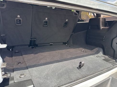 Used 2022 Jeep Wrangler Unlimited Sport image 21