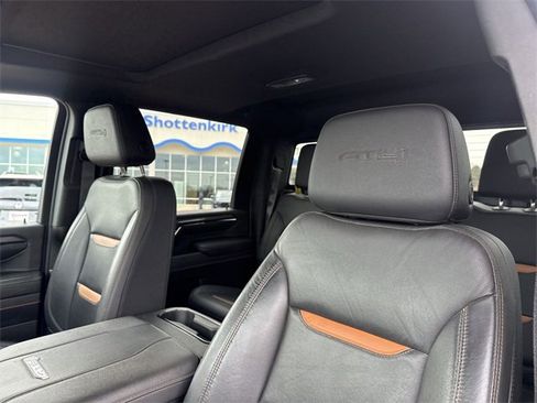 Used 2024 GMC Sierra 2500 AT4 w/ AT4 Premium Plus Package image 14