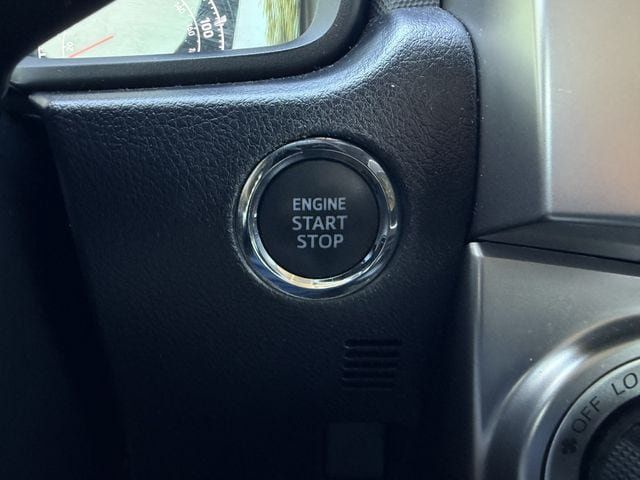 Used 2021 Toyota 4Runner SR5 AWD/4WD image 23
