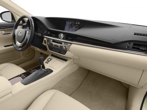 Used 2013 Lexus ES 300h Hybrid image 18