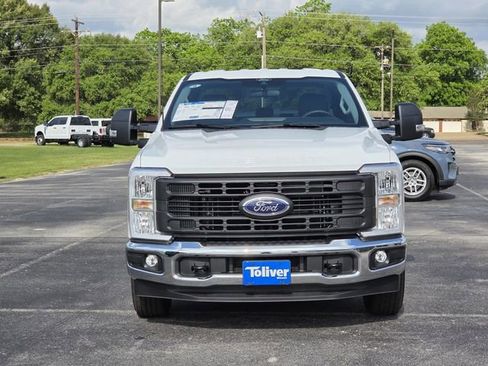 New 2026 Ford F250 XL w/ XL Chrome Package RWD image 4
