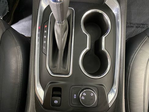 Used 2018 Chevrolet Traverse LT AWD/4WD image 30